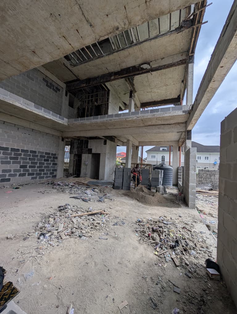 Quartz Residences — 40-Key Multi-Floor Hotel — project photograph 11